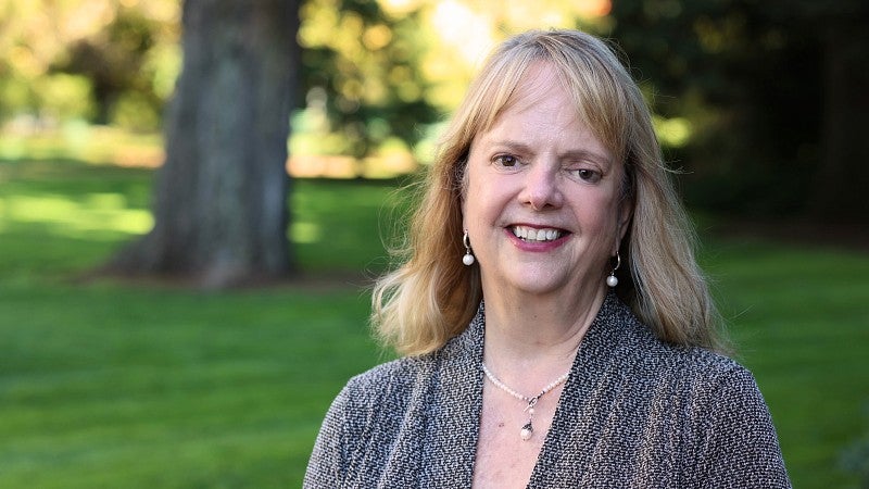Headshot of Cherie Knox