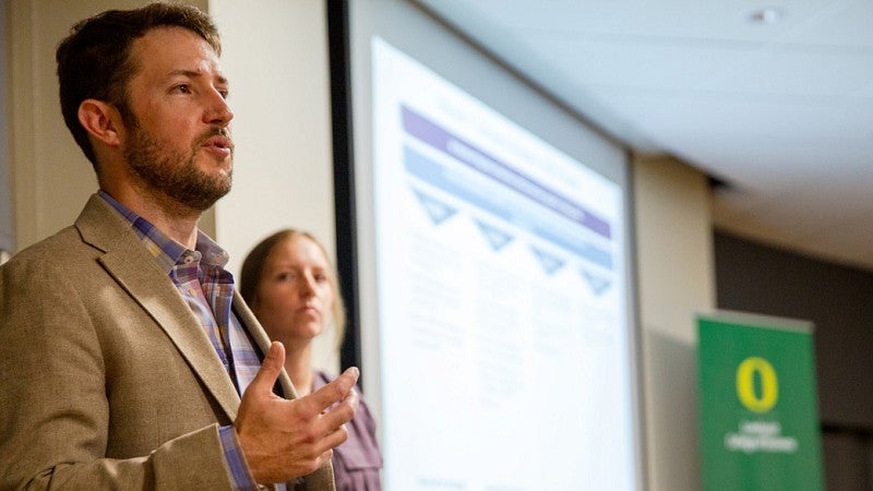 A man and a women from Panderia Technologies making a presentation at the Robert Seminar Series