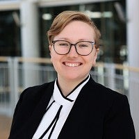 Allie Manning headshot