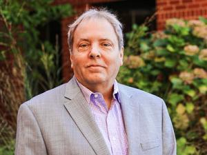 Portrait of Greg Hennessy