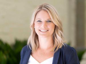 Portrait of Lindsey Holts